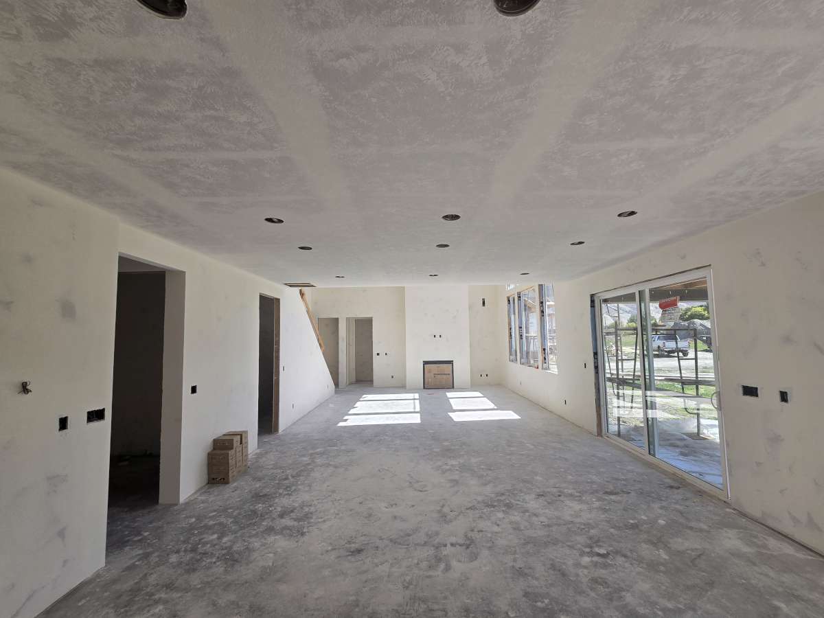 Image of ACTIVELY FOR SALE Hamilton with ADU/Garage